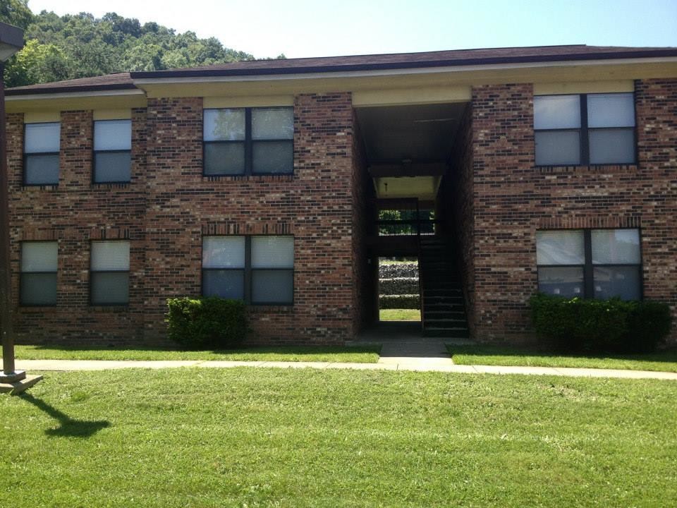 Regency Park Apartments in Prestonsburg, KY - Building Photo