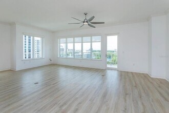 100 S Eola Dr in Orlando, FL - Building Photo - Building Photo