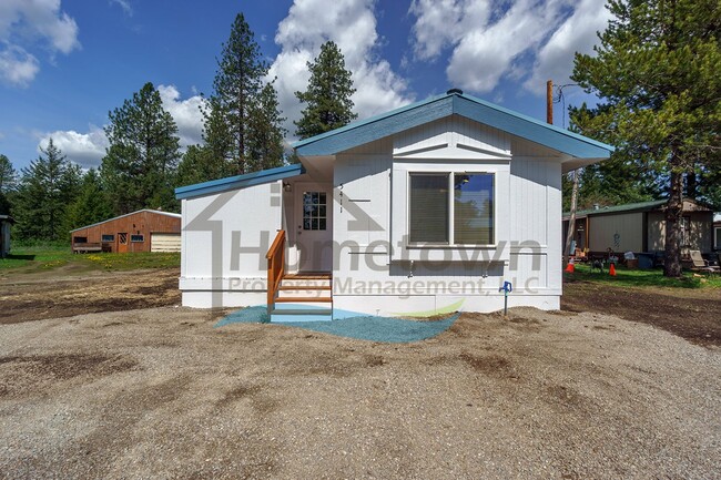 property at 5411 E Grove Ave
