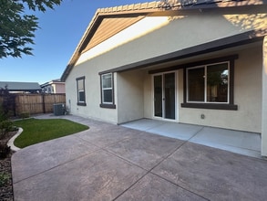 6099 Ditch Rider Rd in Sparks, NV - Building Photo - Building Photo