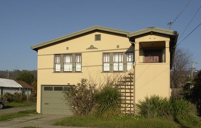 202-204 Behrens St in El Cerrito, CA - Building Photo - Building Photo