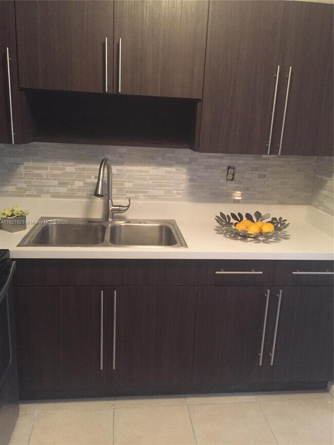 1720 Funston St in Hollywood, FL - Building Photo - Building Photo