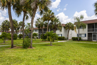 The Boardwalk in Ft. Myers, FL - Building Photo - Building Photo