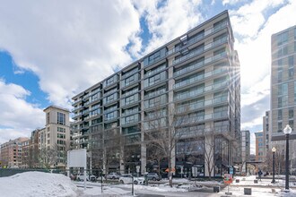The Residences at CityCenter in Washington, DC - Foto de edificio - Building Photo