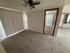 28219 Felician St in Roseville, MI - Building Photo - Building Photo