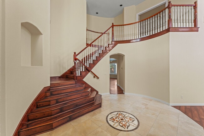 5161 Weston Way in Roseville, CA - Building Photo - Building Photo