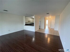 73 Courtland Ave in Stamford, CT - Building Photo - Building Photo