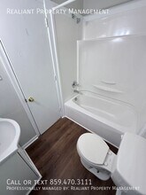 246 Medlock Rd in Lexington, KY - Building Photo - Building Photo