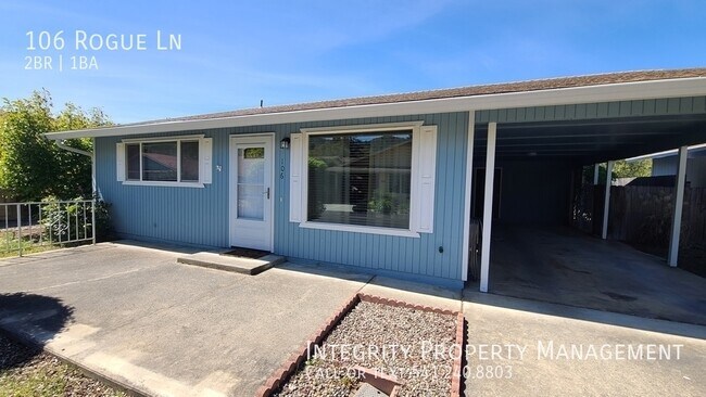 106 Rogue Ln in Rogue River, OR - Building Photo - Building Photo