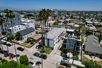 1430 S Sycamore Ave in Los Angeles, CA - Building Photo - Building Photo