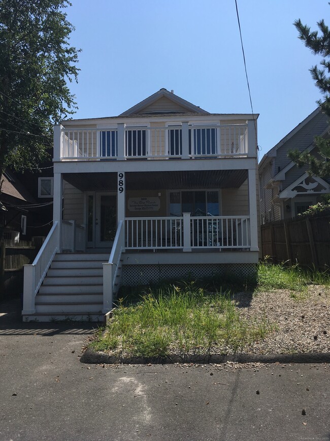 property at 989 Fairfield Beach Rd