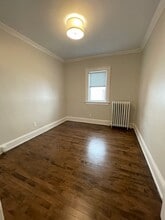 1708 E Geneva Pl, Unit #1 in Milwaukee, WI - Building Photo - Building Photo