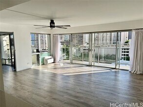 1645 Ala Wai Blvd in Honolulu, HI - Building Photo - Building Photo