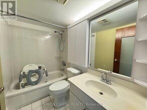 300 Alton Towers Cir in Toronto, ON - Building Photo - Building Photo