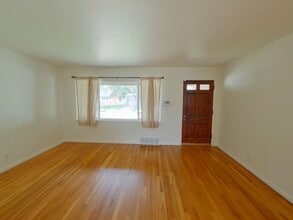 1057 N Lightner in Wichita, KS - Building Photo - Building Photo