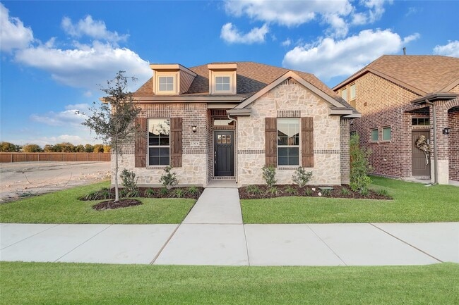 12424 Iveson Dr in Haslet, TX - Building Photo - Building Photo