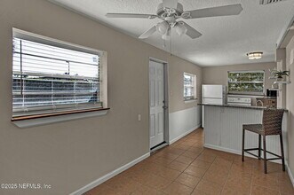 1531 2nd St N in Jacksonville Beach, FL - Building Photo - Building Photo