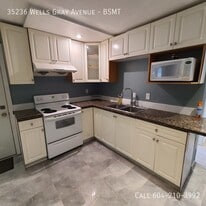 35236 Wells Gray Ave in Abbotsford, BC - Building Photo