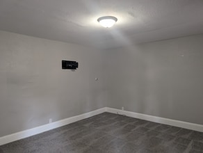 4205 Caroline Ave in Toledo, OH - Building Photo - Building Photo