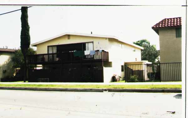 1128 E 6th St in Ontario, CA - Building Photo - Building Photo