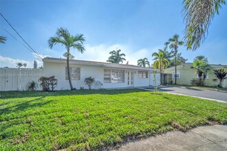 2706 Scott St in Hollywood, FL - Building Photo - Building Photo