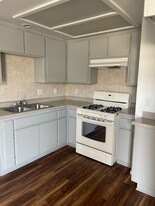 11222 Chamberlaine Way in Adelanto, CA - Building Photo