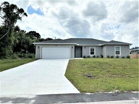1630 Sadigo St SE in Palm Bay, FL - Building Photo