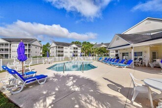 635 Woodmoor Circle, Unit 202 in Murrells Inlet, SC - Foto de edificio - Building Photo