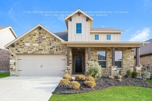 2512 Candle Ln in Northlake, TX - Building Photo