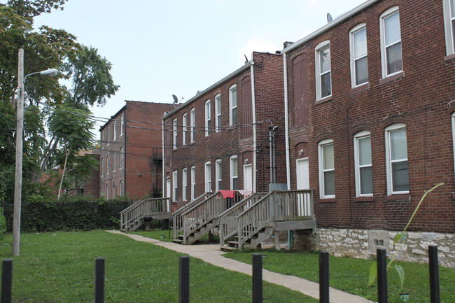 4971 Fountain Ave in St. Louis, MO - Foto de edificio - Building Photo