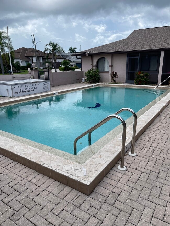 property at 1429 SW 48th Ter