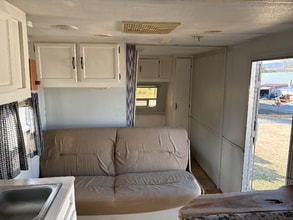 146 Smokey Ln in Elkton, VA - Foto de edificio - Building Photo