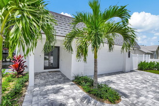 1467 NW 4th Ave in Boca Raton, FL - Building Photo - Building Photo