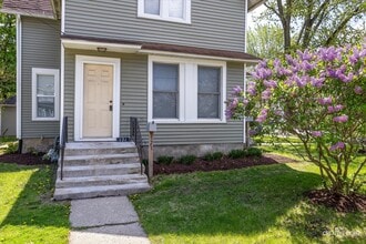344 Ryerson Ave in Elgin, IL - Building Photo - Building Photo
