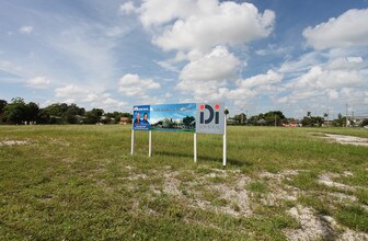 Urban Village On 5th Avenue in Fort Lauderdale, FL - Building Photo - Building Photo