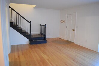 2720 Oleander Dr in Wilmington, NC - Foto de edificio - Building Photo