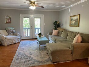 1002 Woodland Vlg, Unit 1002 in Vestavia Hills, AL - Building Photo - Building Photo