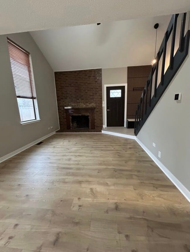 118 Potawatomi Trail in Lake Zurich, IL - Building Photo - Building Photo