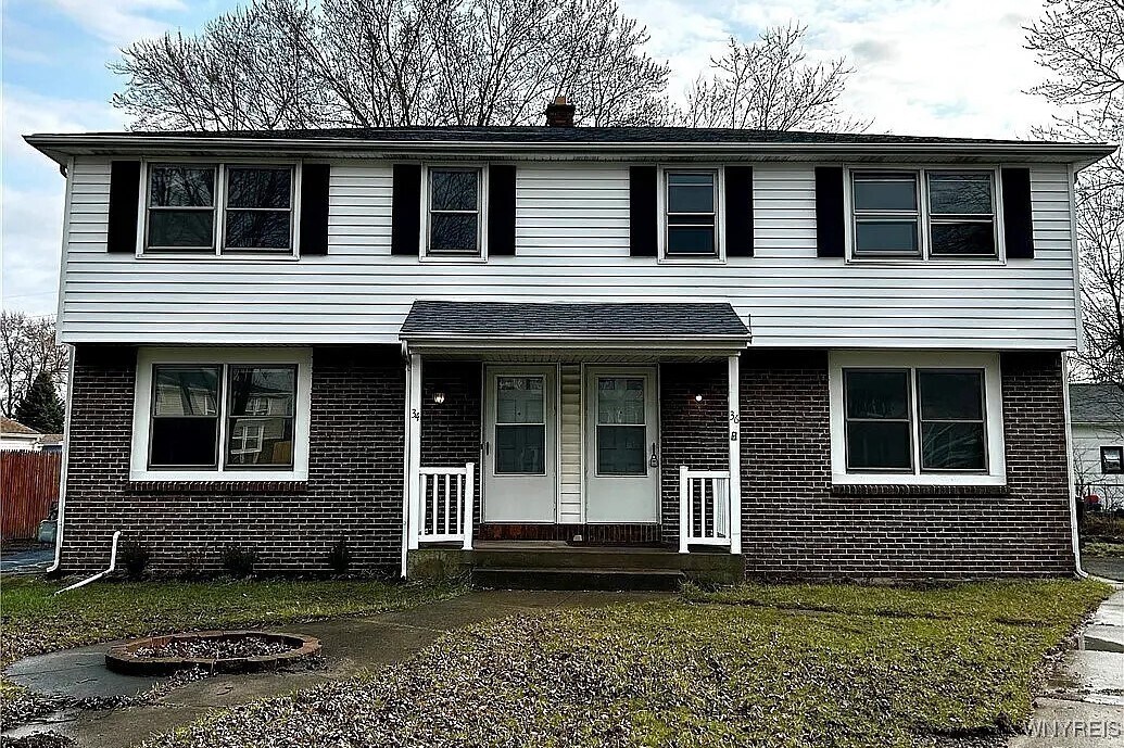 36 Broezel Ave in Lancaster, NY - Building Photo