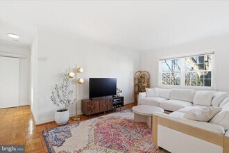 3470 Martha Custis Dr in Alexandria, VA - Building Photo - Building Photo