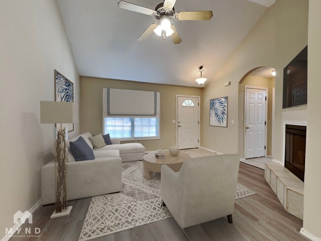 516 E Denton Cir in Republic, MO - Foto de edificio - Building Photo