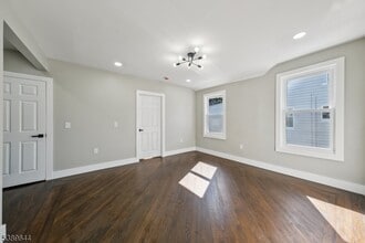 134 Park Pl in Irvington, NJ - Building Photo - Building Photo