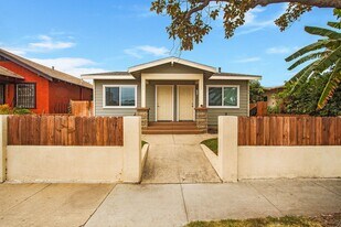 2253-2257 Olive Ave in Long Beach, CA - Building Photo