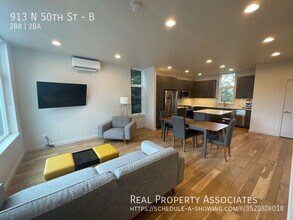 913 N 50th St in Seattle, WA - Building Photo - Building Photo