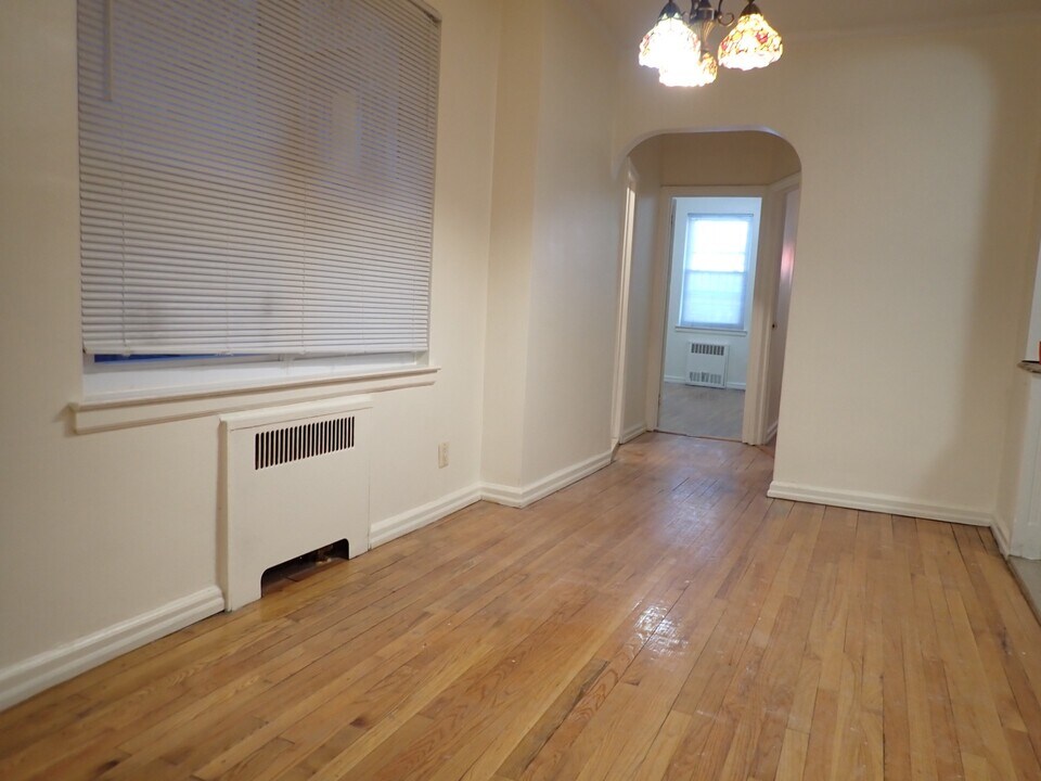 386 E 54th St in Brooklyn, NY - Building Photo