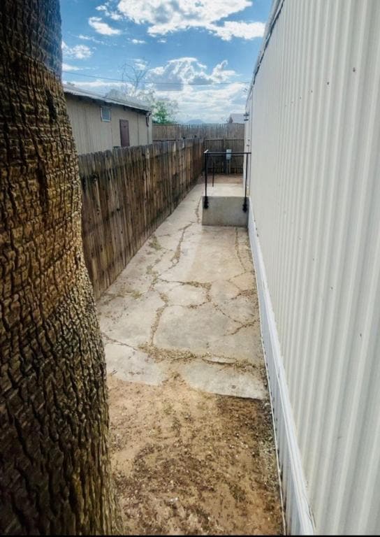 450 W Thurber Rd in Tucson, AZ - Building Photo - Building Photo