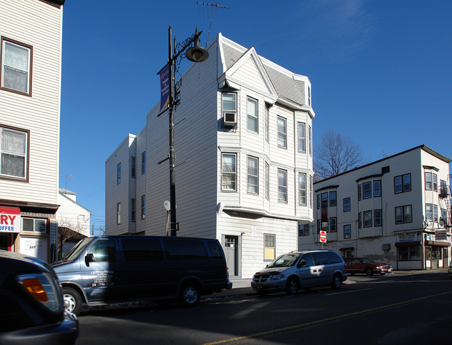 853 Main St in Paterson, NJ - Building Photo - Building Photo