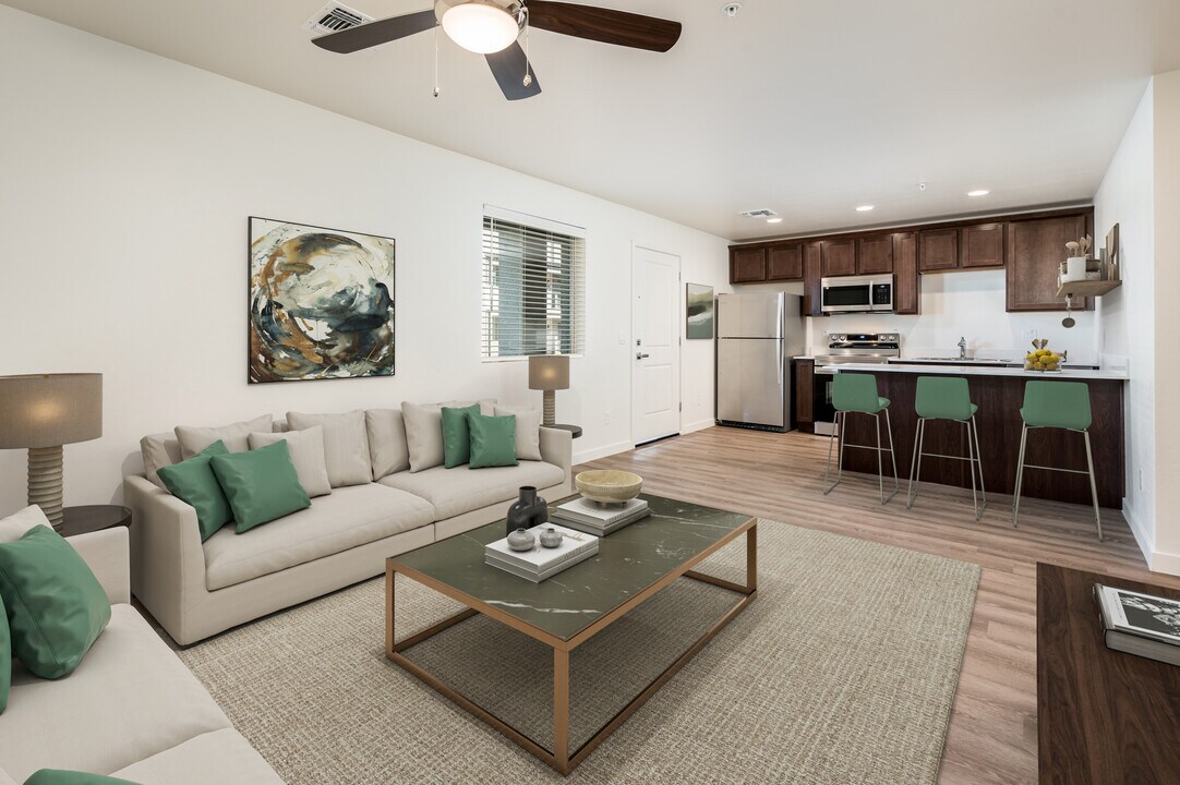 Deer Valley 24 in Phoenix, AZ - Building Photo