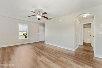 424 Caldwell Loop in Jacksonville, NC - Building Photo - Building Photo