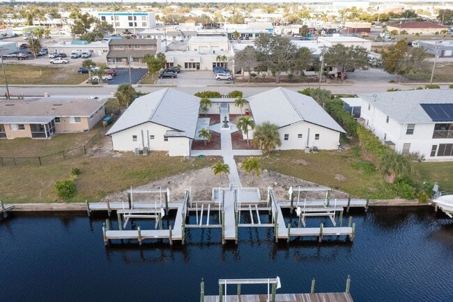 property at 1322 Miramar St